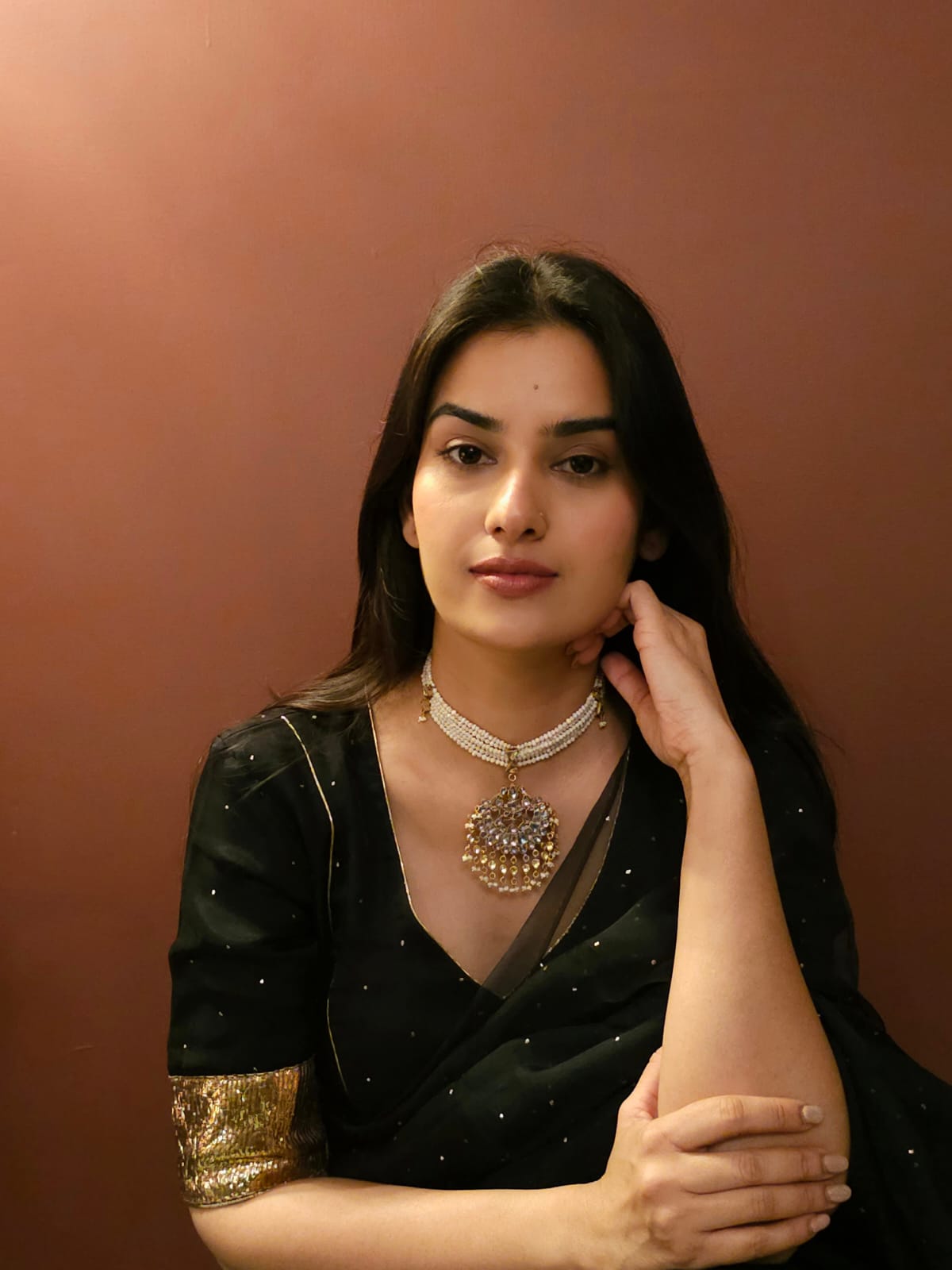 Chaitra chandra pearl necklace
