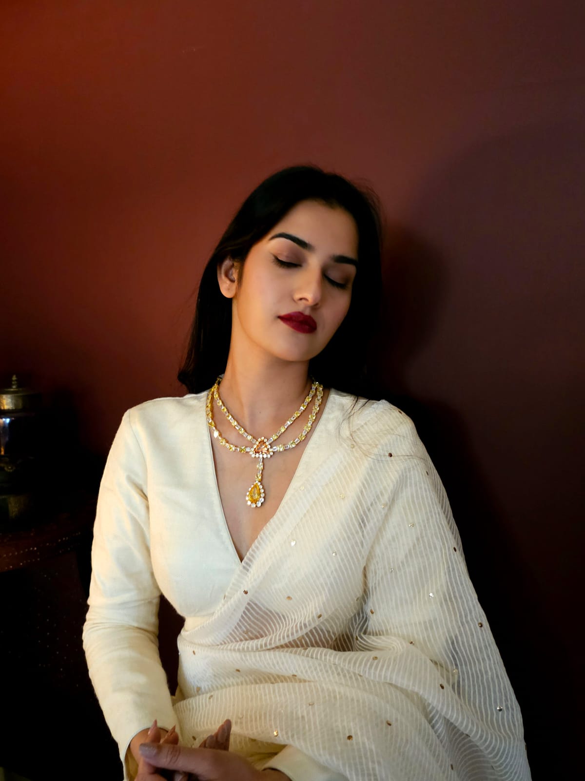 Sonja champagne silver necklace