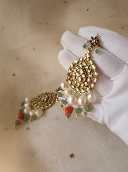 Persimmon pearl necklace