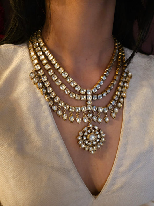 Tilottama alloy necklace