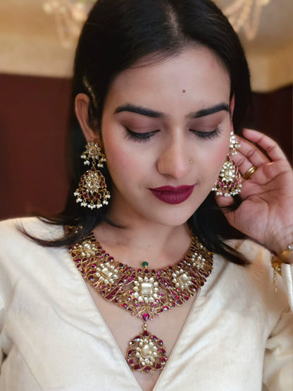 Pride of 19th century alloy earrings