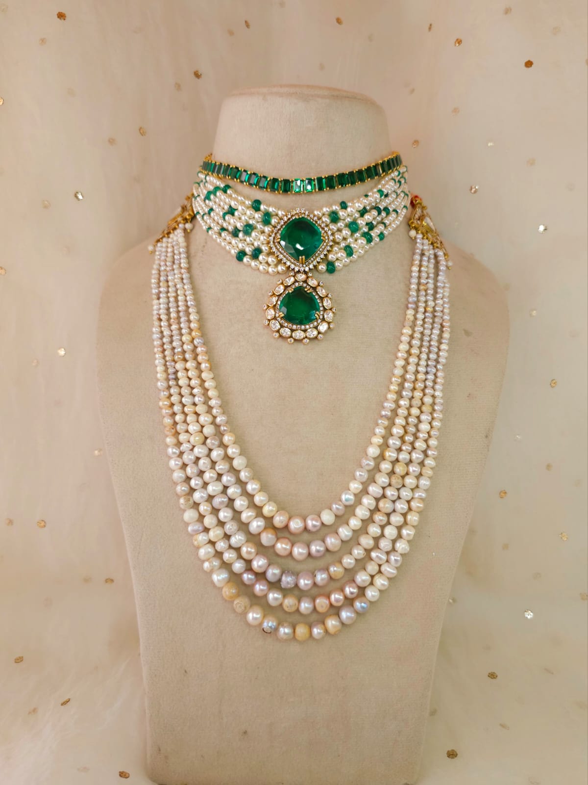 Sawai crown necklace