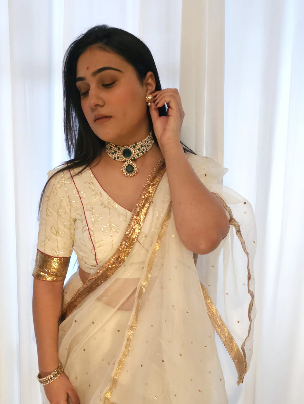 Sawai crown necklace
