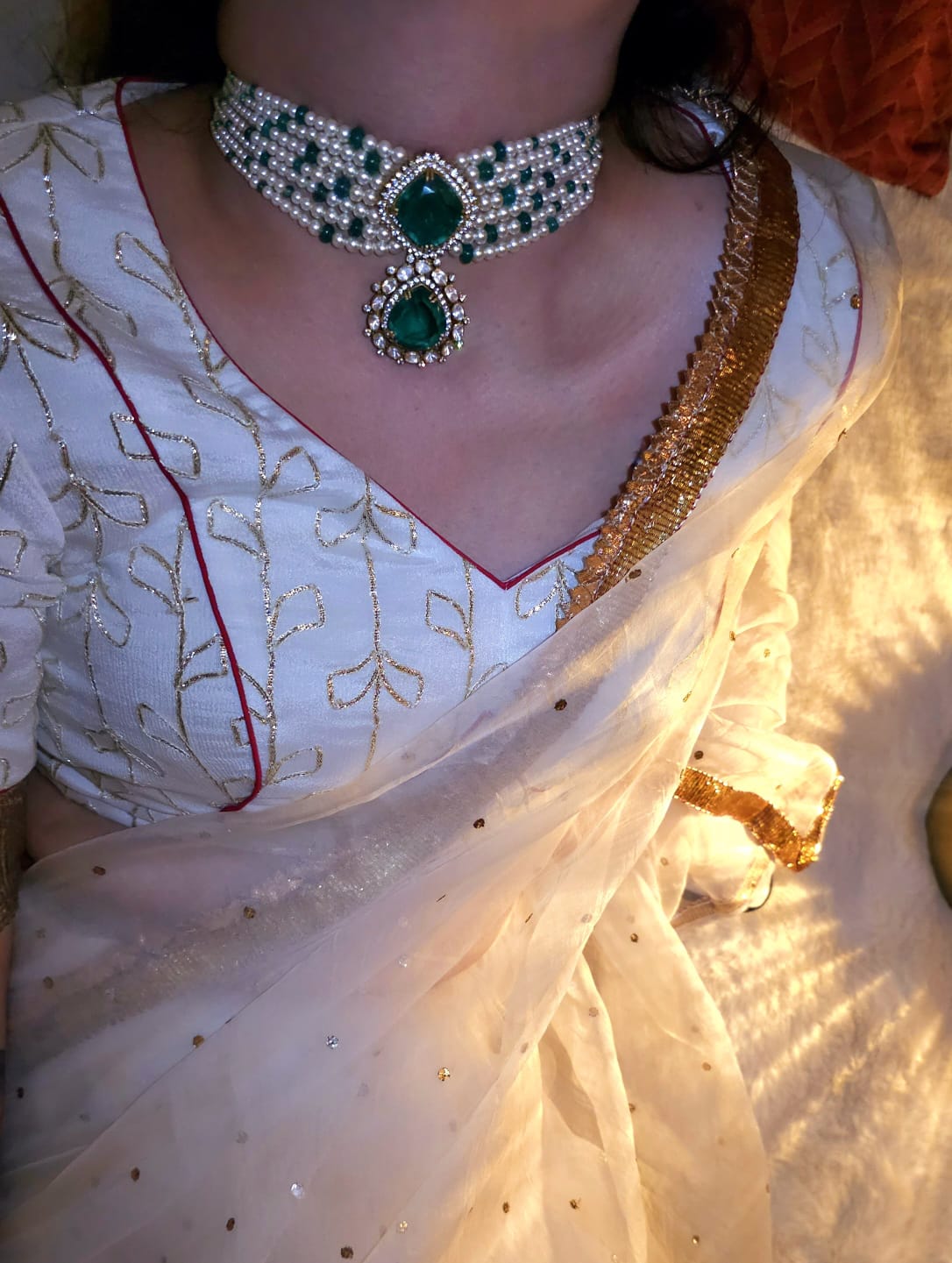 Sawai crown necklace