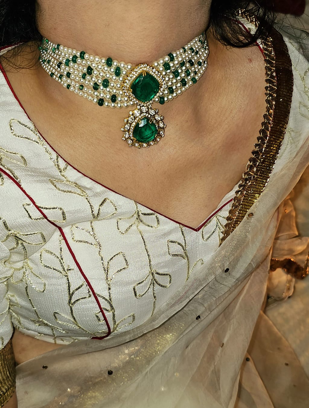 Sawai crown necklace
