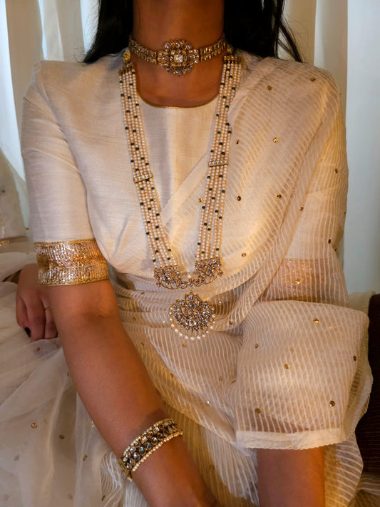 Golden belle ecru necklace