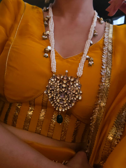 Sandhya jhanki queen necklace