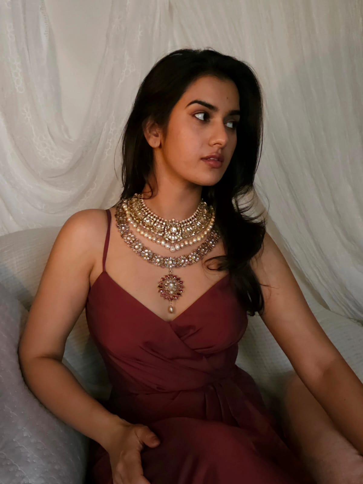 Queen of 19th century alloy necklace