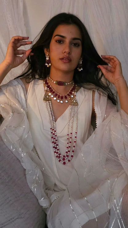 Raktagandha choker necklace