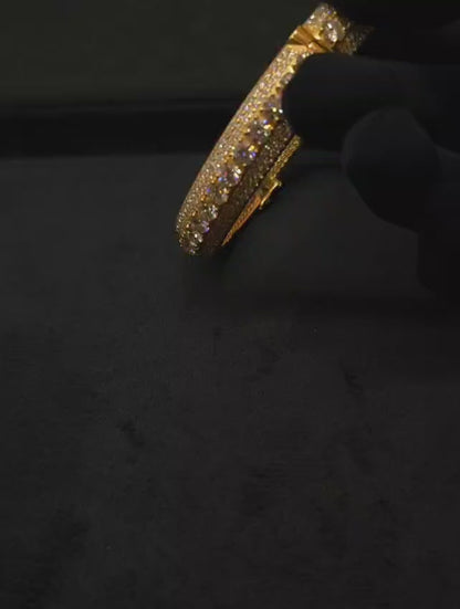 32 carats moissanite silver bangle