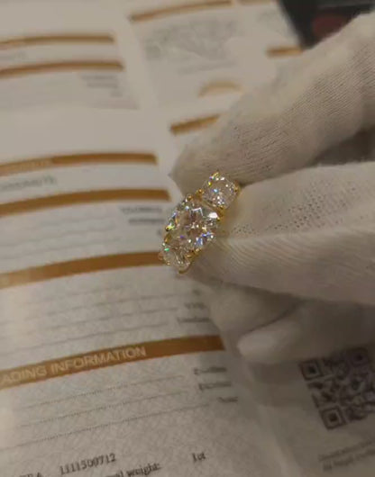 Three moissanite diamond ring