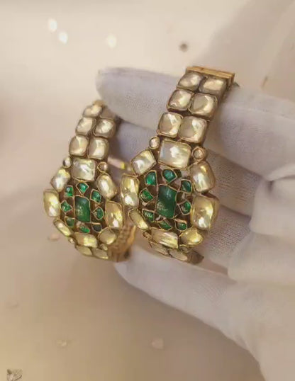 The green gate oval bangle