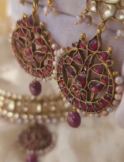 Sandhya tandava necklace set