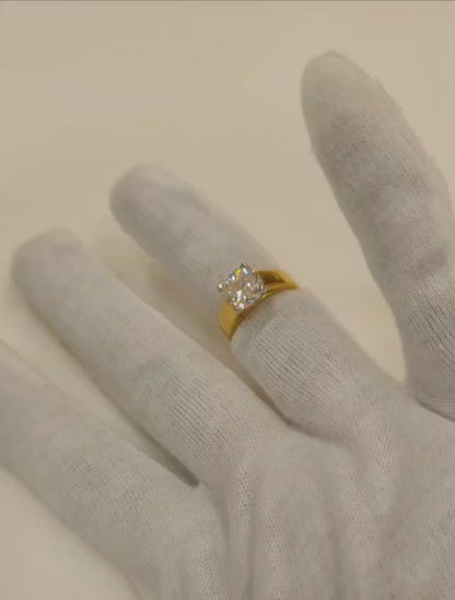 Cushion moissanite diamond ring