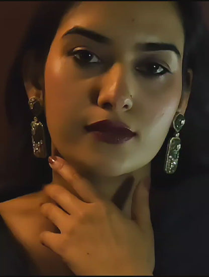 The green gate spring earrings